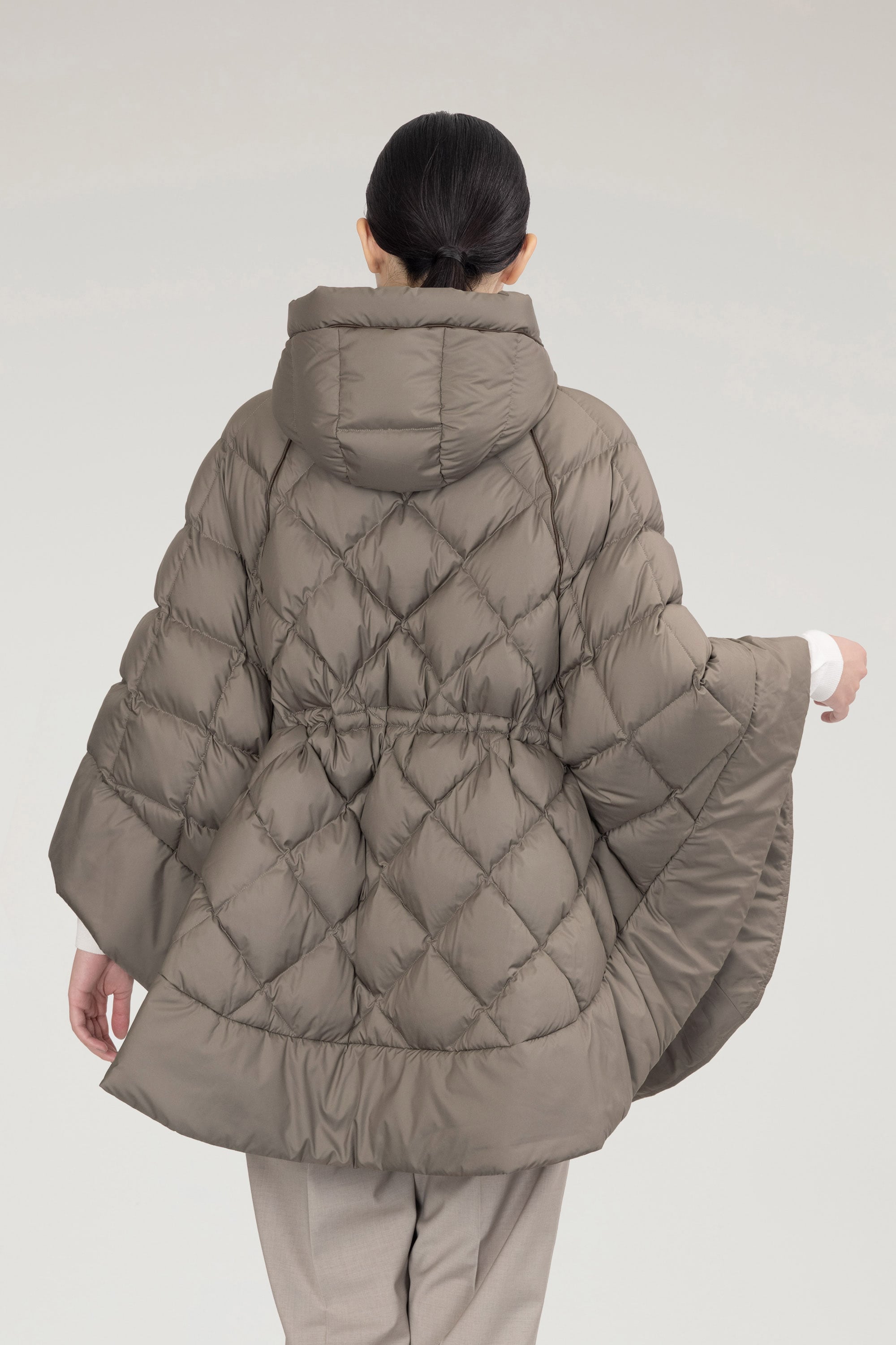 WOOLRICH☆ウールリッチ完売☆ELLIS CAPE エリスケープ バーゲン 51.0