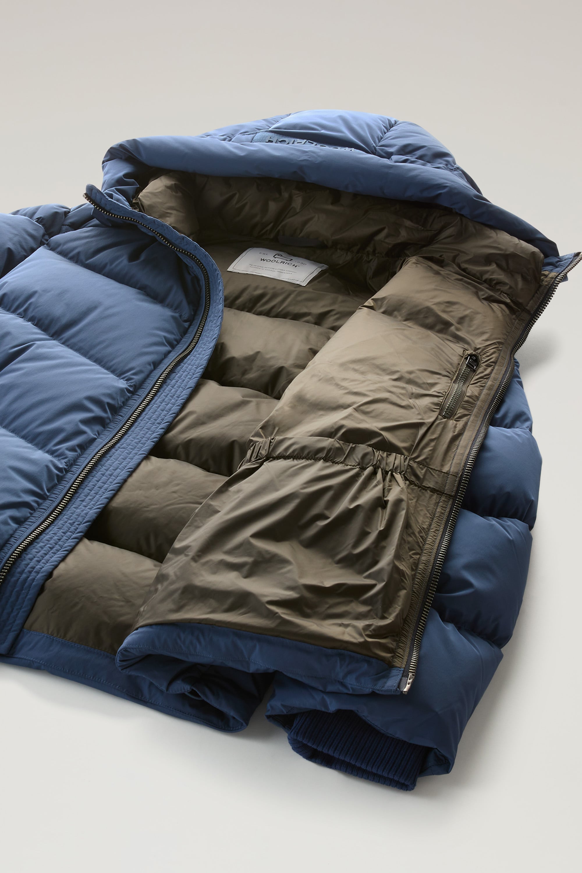 PREMIUM DOWN JACKET｜WOOLRICH（ウールリッチ）公式オンラインストア