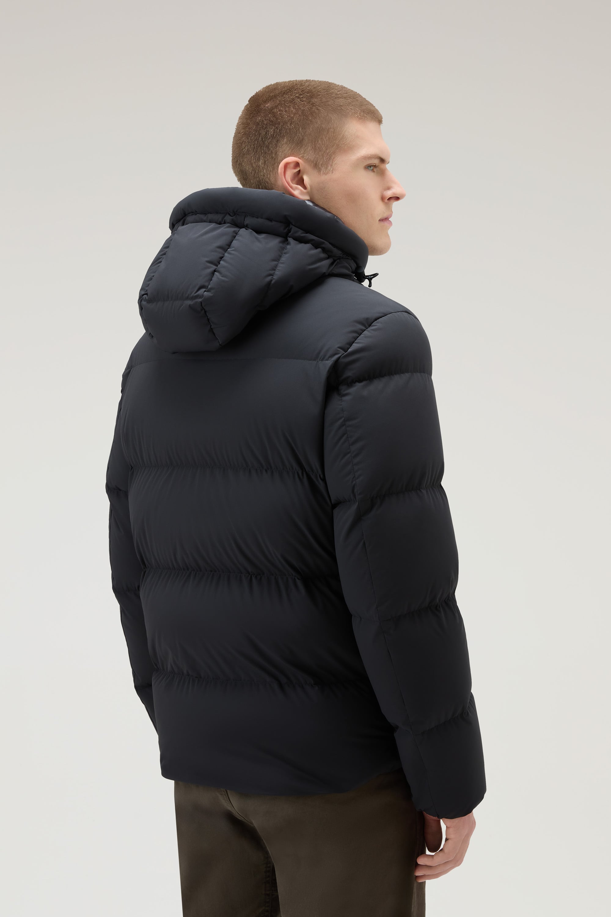 SIERRA SUPREME DOWN JACKET｜WOOLRICH（ウールリッチ）公式オンライン