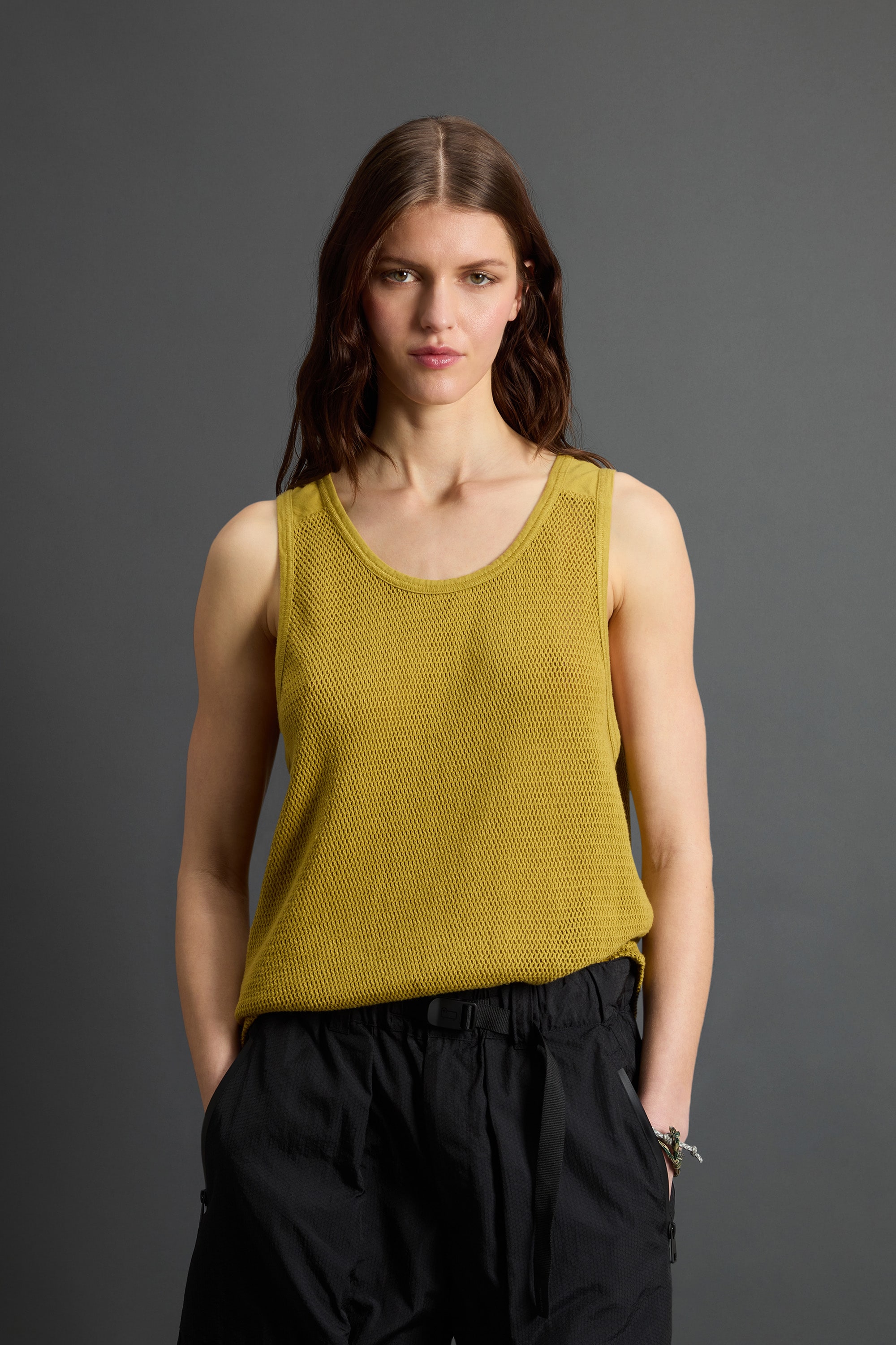 MESH SCOOP TANK